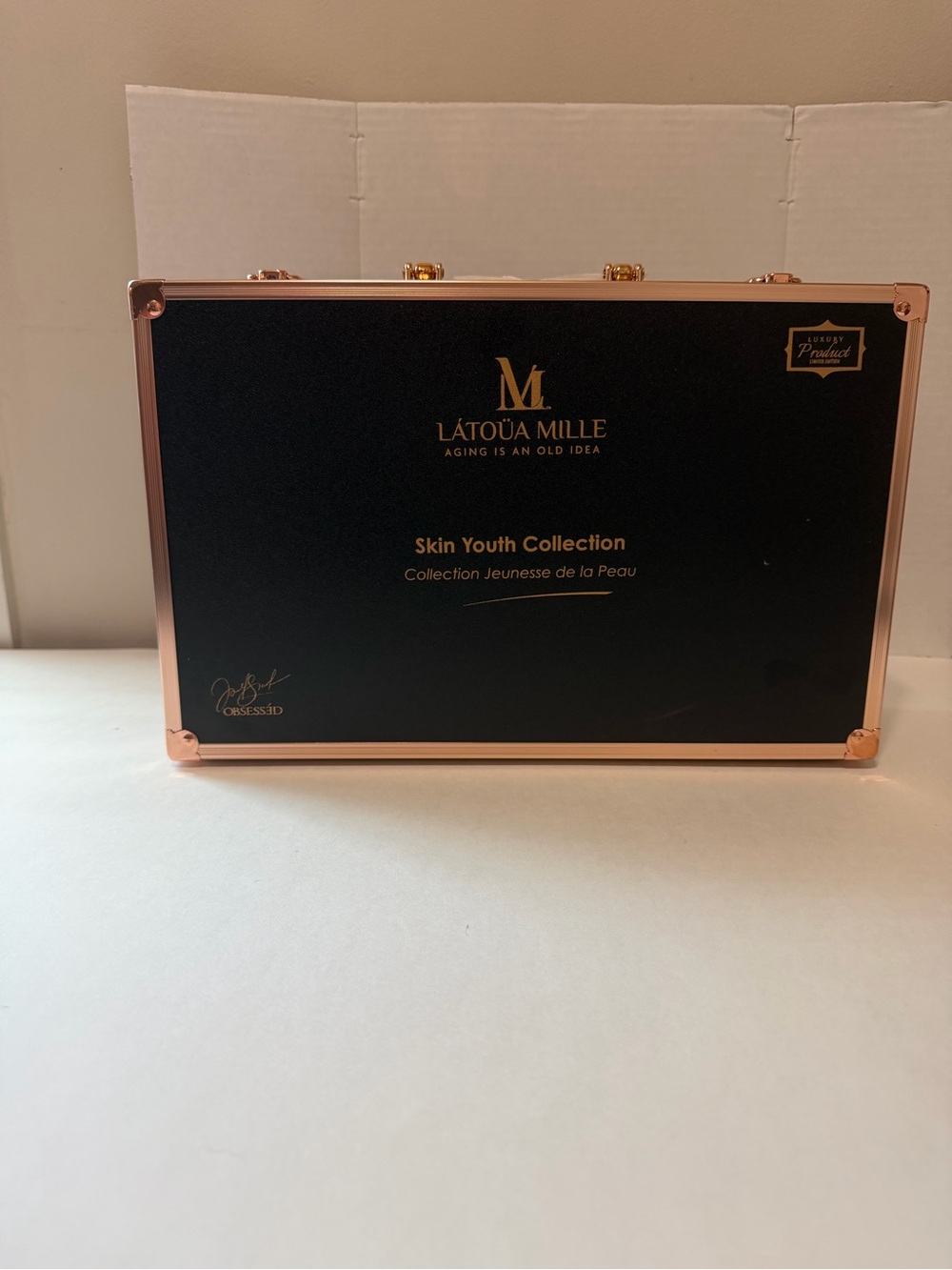 Látoua Mille Skin Youth Collection Luxury Skincare Gift Set New in Case - Picture 2 of 3